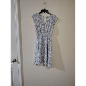 Indigo Rose Blue White Floral Smocked Waist Cap Sleeve V-Neck Dress Womens